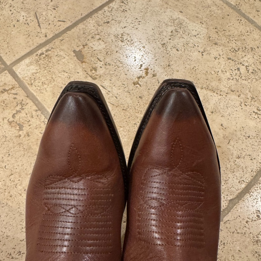 Tecovas “Annie” Brown Cowboy Boots with Stitch Detailing - Picture 4 of 10